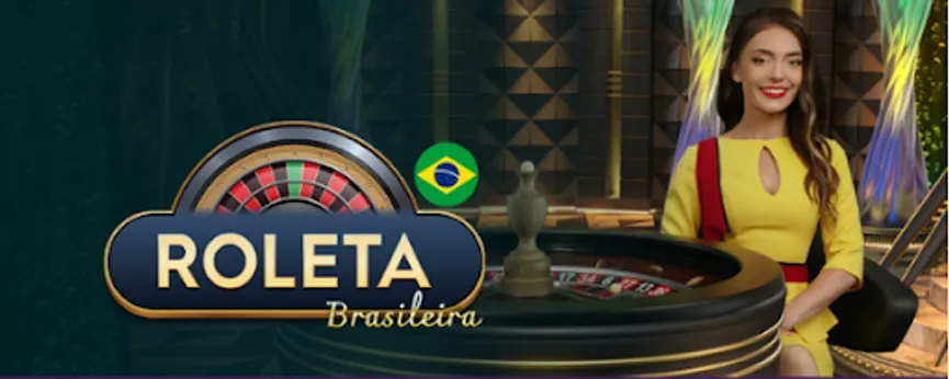 Roulette Casino: mulher com vestido amarelo sorrindo e uma roleta de cassino à sua frente 